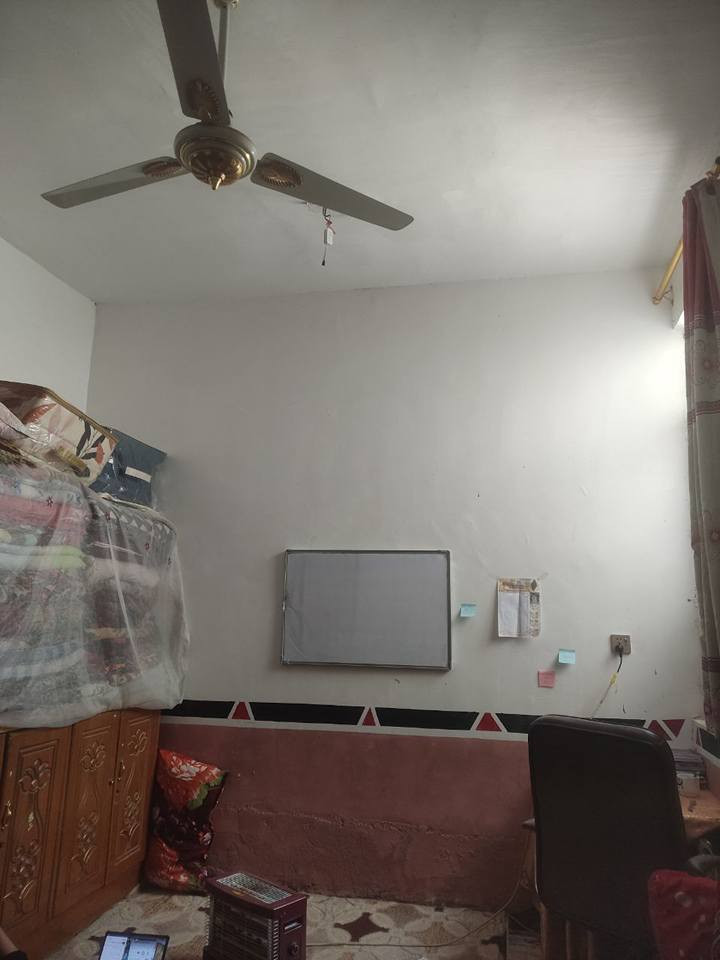 طابق ارضي.  استقبال وصاله وغرفه وصحيات وكراج. وسطح وبيوتنه وستاره وصحيات فوق كربلاء, العراق


**إذا كنت صاحب هذا الإعلان وتريد حذفه لأي سبب، رجاءا أرسل رسالة إلى الدعم الفني**