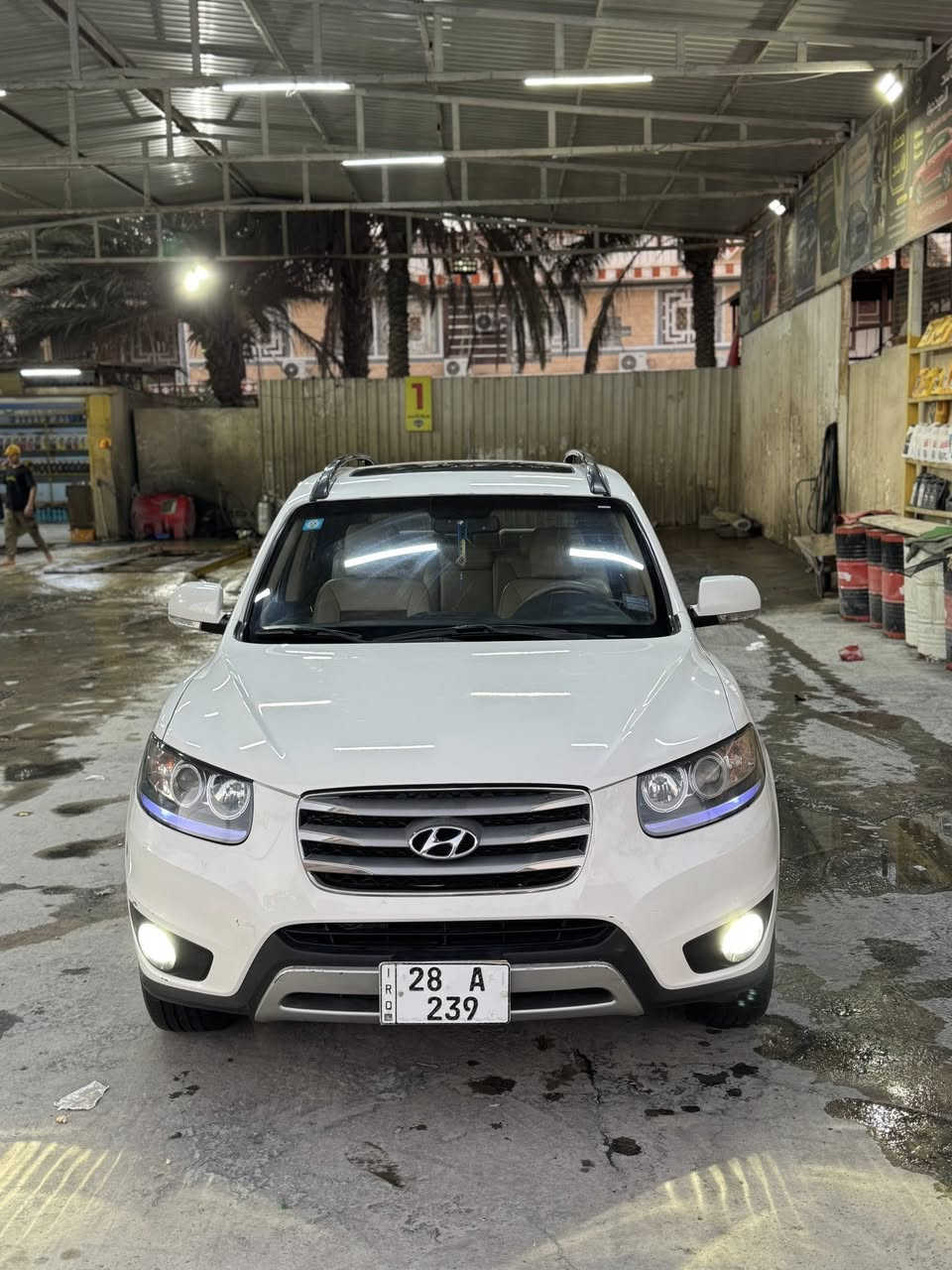 سلام عليكم :

هونداي سنتافي 

المديل؛2012

رقم نجف مميز 3 ارقام بأسمي تحويل ثاني يوم سنويه 2028

فول مواصفات؛(1/1)

6سلندر✈️

فتحه -بصمه- تبريد بيانو 3قطع—كشنات جلد لونين كهرباء- فور ويل-
7راكب
+ مكينه مامفتوحه عل وضع الوكاله جديده 
كذالك الكير

حداديه 100/100

كهربائيات مكفوله كلها شغاله 

تبريد ثلاجه 

السياره مال بيت بوضع الزيرو 

كفاله عامه 

السعر : 171 وبيها مجال 

مكان السياره نجف 

رقم الهاتف :
***********

‭0773 238 7003‬
