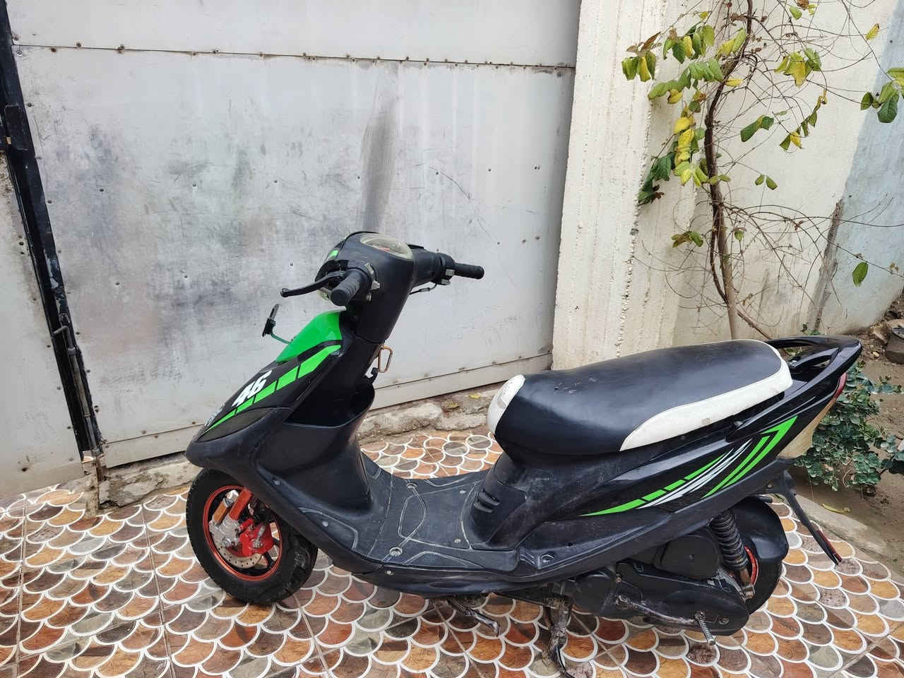 دراجه ماكس عدله للبيع السعر خاص حله حي العسكري دراجه مامفتوحه كهربائيات شغاله كله سلف عوزه باتري ضعيف عندي جيب اي مصلح وفحص مامتواجد دائم ع الانترنيت (***********)
