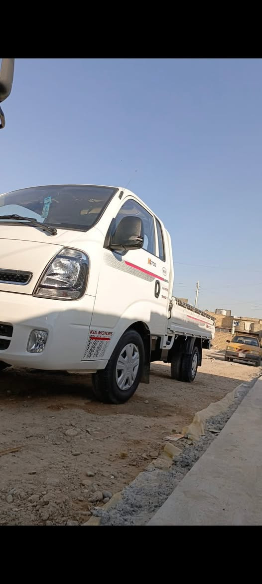 سلام عليكم سيار كيه 2700موديل 2021مكفواله كفاله عامه الرقم بغداد بسمي تحويل ثاني يوم سياره مال جناي مو بياع شراي رقم الهاتف ‏‪***********‬‏
