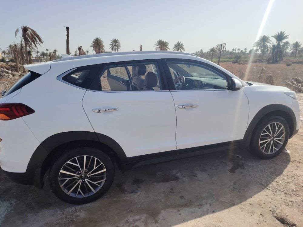 توسان 2020خليجي رقم نجف للبيع أو مراوس السعر 185بيه بنيد مبدل السونار موجود المكان الديوانية المهناويه ***********او ***********
