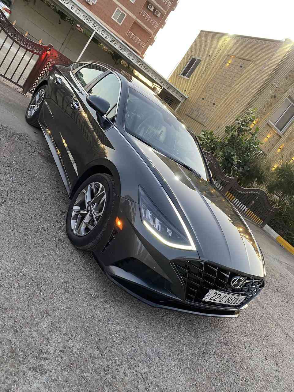 السلام عليكم
للبيع سوناتا موديل 2021 لون نفطي وارد امريكي حادث خلفي قطعة وحده فقط بدون ايرباك فول مواصفات داخل ابيض ماشية 44السيارة الجديدة كل نقص مابيها رقم اربيل بسمي تريد تحويل او وكاله العنوان بغداد/الكرخ هـ(***********)
