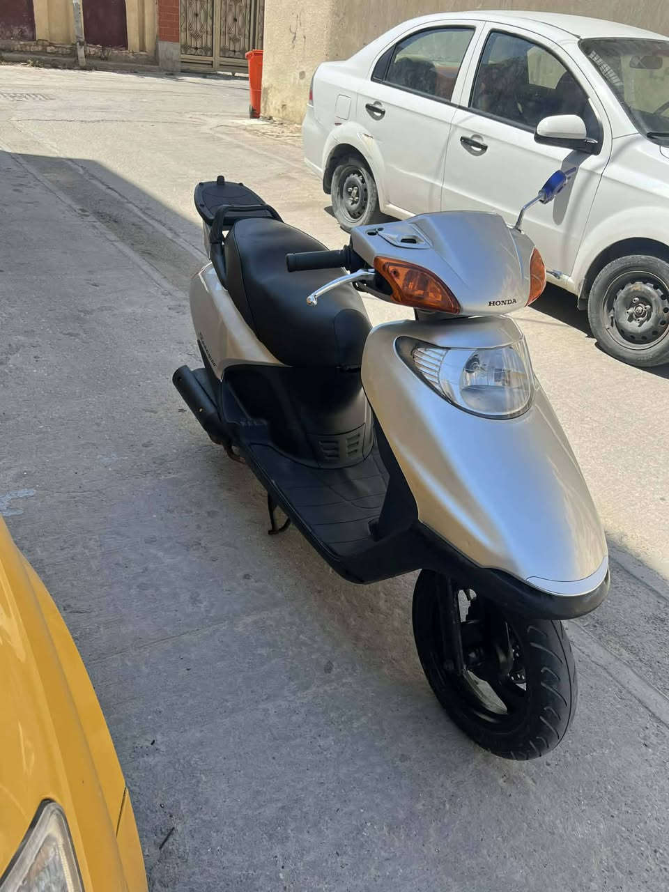 درجة سبيسي ياباني كفرات اصليه أبو الختم كابريتر اصليه كهربايات كله شغال قفل صندوق وستيرن شغالات كله نقص ما مبيه جاهزه سلف هندر شغال مكينه خرسه نعومة فول  درجة جاهزه الهاتف*********** المكان كوت الزهراء
