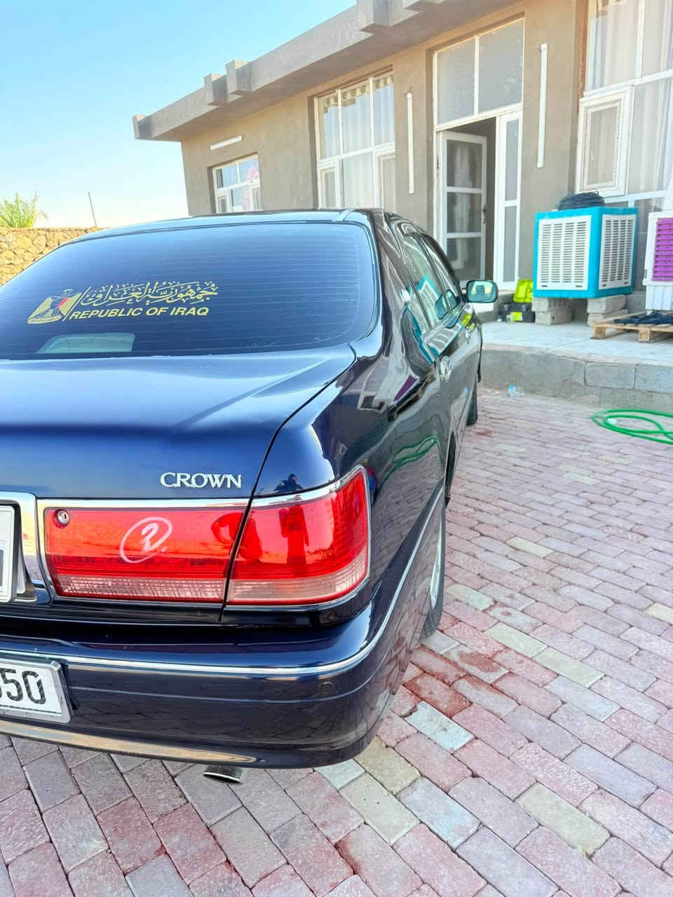 🚗 تويوتا كراون موديل 2002 للبيع 🚗
المواصفات العامة:

• اللون: نيلي مميز.

• الرقم: ألماني (نظام الإنكليزي الجديد) – المداورة مباشرة باسم المشتري.

• الوضعية: كفالة تامة من "الكص"، السيارة جاهزة تماماً وما ينقصها أي شيء (كلشي جديد).

⚙️ المحرك والميكانيك:

• المحرك والكير: محرك جديد (صار له 7 أيام فقط من ركب)، (تحويرة كاملة وجاهزة).

• الحدادية: بنسبة 70%.

• التبريد: فريزر ثلج (تبريد أمامي وخلفي ).

✨ الإضافات والمميزات:

• تبريد خلفي منفصل.

• نظام (4 دكم) 

• تخم تاير جديد.

• ويل كب أصلي.

🛠️ حالة البدي (الحادث):

• ضربة  في  (الجنطة الخلفية) فقط، وباقي البدي سليم وكفالة.

💰 السعر:

• 115 ورقة (بها مجال بسيط جداً للشراي ).

📍 الموقع المعاينة:

• النجف الأشرف – طريق (نجف - كربلاء)، عند العمود 133.

📞 للتواصل والاستفسار:

• الهاتف: ***********

مراوس فقط كوري اراوس

