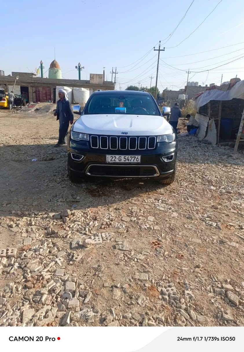 السلام عليكم ورحمه الله وبركاته
جيب شيروكي موديل 2017 وارد امريكي 
حادث موضح بل صور مكفول 
سياره جديده بمعنى الكلمه 
مواصفات فول 1/1 
رقم اربيل
كير جديد. حداديه جديد
سعرها 185
مكانها بغداد النهروان ***********
