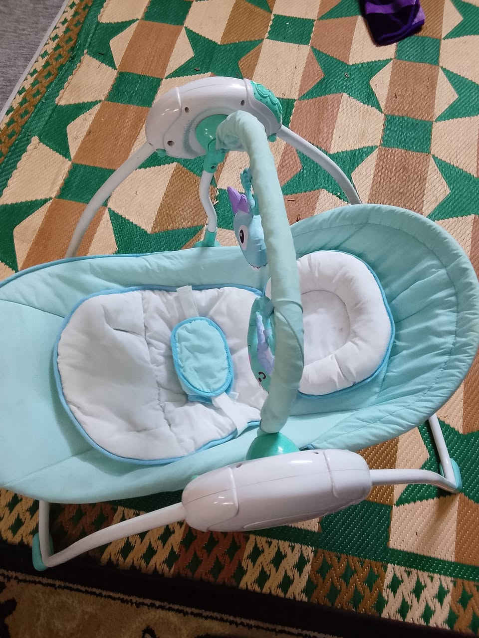 هزاز مال اطفال حتى نغمه للبيع ومقعد مال اطفال للبيع مكان الكرخ ***********
