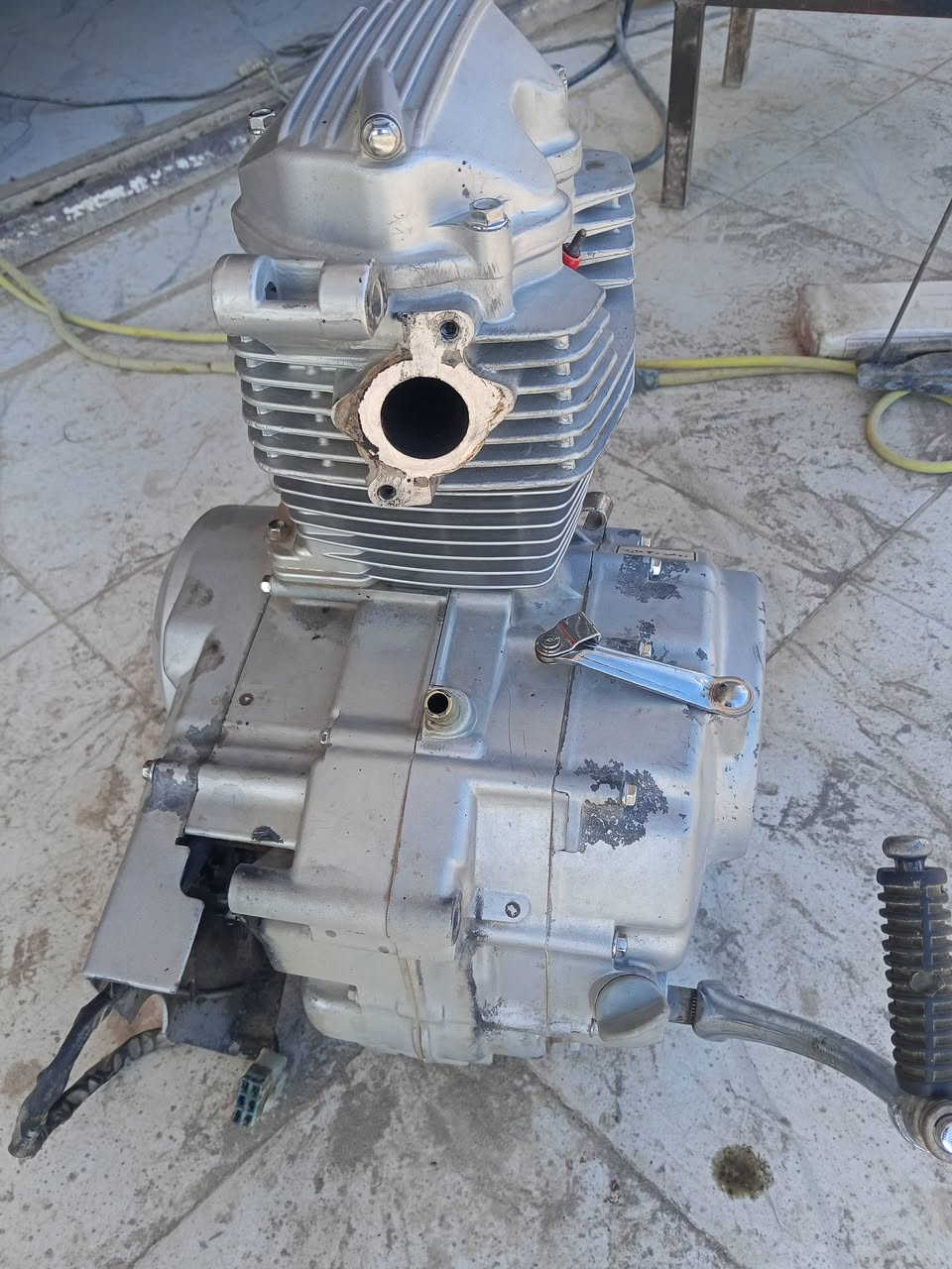 السلام عليكم شباب 
مكينه 4كير لبيع 
كوت شارع النفط مقابيل ماركت الياسري محل كرار اللامي 
***********
