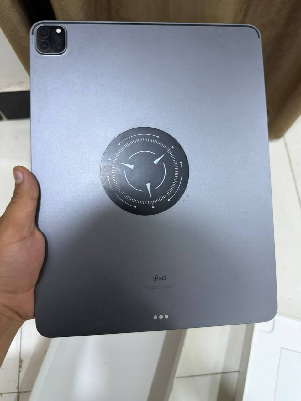 سلام عليكم ايبادm1 حجم 13 ذاكرتا 256 جهاز نضيف ويا كارتون وكفر فقط سعر 750قفل  بغداد مدينة الصدر
***********
