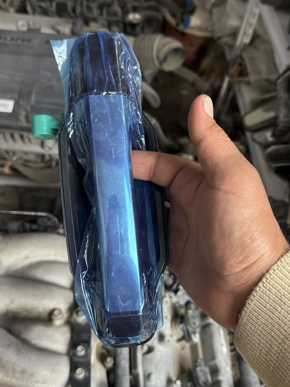 السلام وعليكم تم وصول غراض سورنتو 
العنوان بابل الحي الصناعي مقابل شارع المعارض
لستفسار  *********** مجمع حسين شربه
