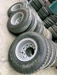 عجلات مستعملة • مقاس 22.5 • مقاس 700/20