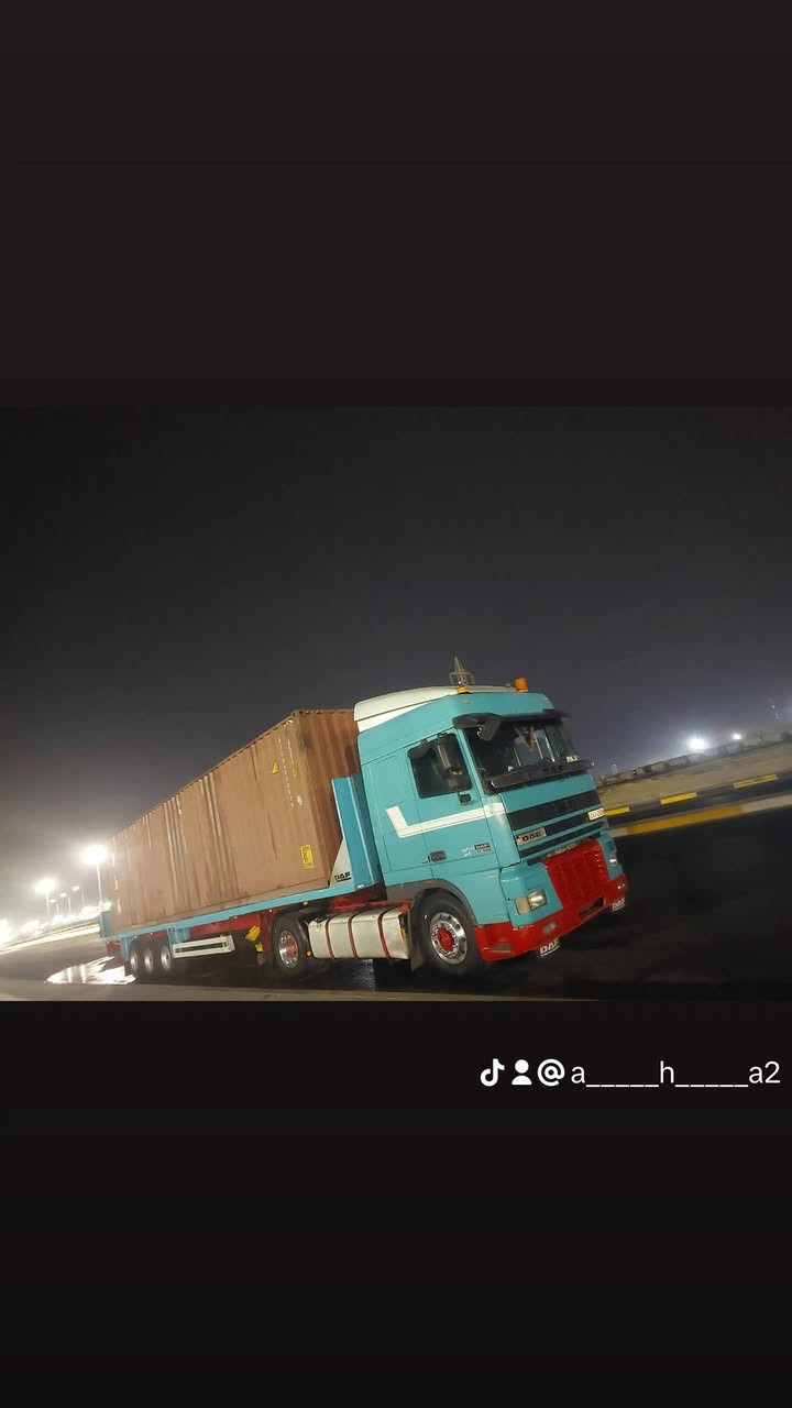 ياالله السلام عليكم داف موديل 2001 السيارة جاهزة كير مكينه مكفولات تخم تاير جديد رقم جديد سنويه ماصاقطه المكان واسط الحفريه ***********
