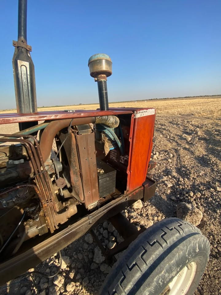 السلام عليكم للبيع او مراوس فيات 780مكينه جاهزه للشغل مكفوله عدا محرك بي تبخير بدون تنقيص مكانهه واسط سعره 8ونص ***********
