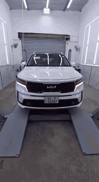 السلام عليكم 
سورنتو 2023 ( خـليـجـي )
فول فول مواصفات بصمة بارنوما 
السيارة رقم بغداد باسمي
لسيارة كفالة عامة عدى رصعات مسحوبة بي دي ار
ماشية31الف سعر300$بيه مجال
السيارة  لضمان شركة الدولية العراقية
مواصفات السيارة
1.بصمة
2.بانوراما
3.حساس امامي خلفي 
4.ويل كب حجم 19عدد5
6.اشاير بالمري
7.كروز سرعة
8.تحكم ستيرن
9.مري شفط
10.سايد بريك بصمة
11.بك لايت لد
12.نضام ترحيب
13.محرك 6 سلندر 3.500
18.شاحن لاسلكي
19.كير ماوس
20.اريل نفكيشن
21.كشنات تغليف جلد اصلي
22.مقاعد عدد 7
23.ثلاث قطع تبريد
25.يدات كروم
26.درايف مود اربع وضعيات للقيادة
27.بصمة ابواب
28.كشن السائق والراكب كهرباء
29.الكشنات الخلفية كهرباء 
30.كامرة دوارة
31.لد نهاري
34.مانع انزلاق
35.اوتو هولد
36.شاشة متصلة
37.تبريد بيانو لمس
38.انارة محيطية
39.جنطة كهرباء 
40.داخل صاج
مكان السيارة بغداد المحمودية او البياع 
***********
***********
