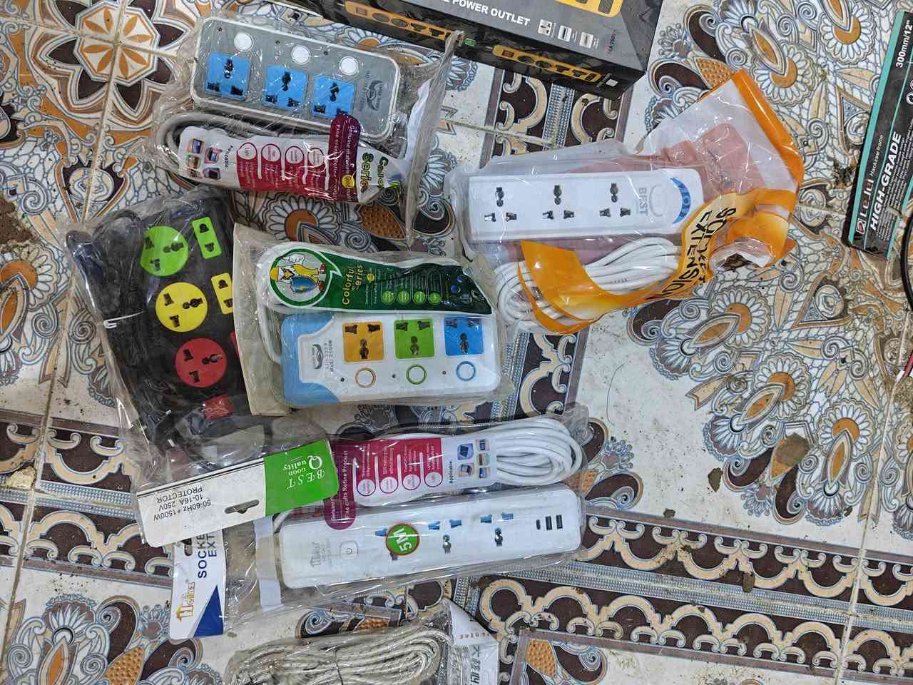 عندي ذني غراظ محل جوه سعر الجمله وعندي بعد اكو ممصورهن واذا تاخذهن شلع انزلك من سعرهن 100الف
رقمي بي واتس اب ***********
