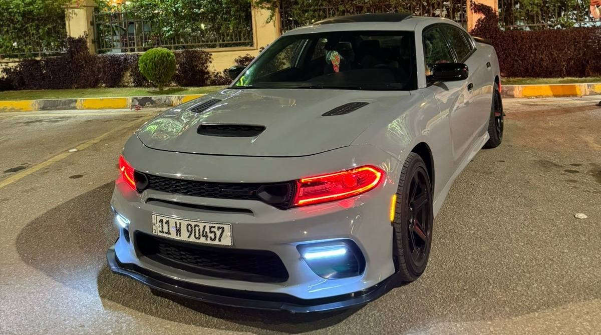 جارجر 2021 اصل GT plus سوبر تراك باك 
سته سلندر اللون سموك للبيع 
رقم بغداد الجديد بأسمي تحويل ثاني يوم
ماشيه50 الف ميل 
كشنات حضن و تدفئه تبريد كهرباء شاشه كبيره نظام سوبر تراك باك وسبورت كامره خلفيه ورادار جانبي وهواي مواصفات 
شادله ويل نجمه الشكل الجديد ولحيه ودفيوزر والداخل كاربون فايبر كامل واضافات بعد كدامكم

حادثها موجود بالصور جاملغ وبنيد 
البنيد مبدل تحديث هلكات مع الدعاميه الاماميه 
الجاملغ معمر نفسه  
والفحص موجود

للاستفسار الاتصال بالرقم ***********
المكان كربلاء حي العباس
