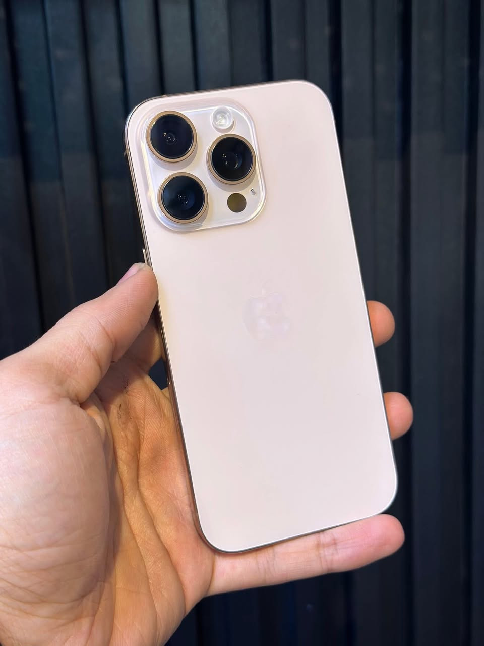 السلام عليكم
ايفون 16 برو فقط 

ذاكره 256 

دبل سيم كارت 

جهاز نظيف 

وتر بروف 

ممفتوح نهائي 

بطاريه ٩٠ بلاد

نموذج M

جهاز مكفول كفاله عامه 

سعره مليون و٥٠ الف 

مكاني بغداد غزالية


**إذا كنت صاحب هذا الإعلان وتريد حذفه لأي سبب، رجاءا أرسل رسالة إلى الدعم الفني**