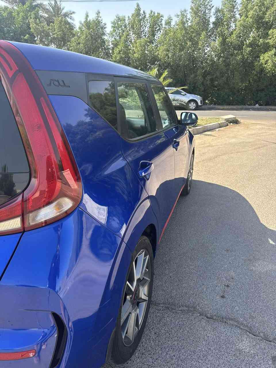 السلام عليكم

كيا صول للبيع موديل 2021 وارد امريكي جي تي لاين

 فول عده البصمه 

بيه قطع صبغ  

رقم شمال اربيل تحويل ثاني يوم باسم شركه 

اللون ازرك جويتي محرك 2000 دوش ا  

كامرة دوارة

فتحة سقف

اريل نفكيتر

انارة ليزرية بالدوسات

درايف مود انظمة قيادة سبورت ونورمل

حساس ثلج

رادار امامي

رادار خلفي

رادار جانبي

اشاير بالمري

شاشه ابل كار بلي لمس

ستيرن رياضي

فول تحكم ستيرن

نحديد مسار

كروس سرعة

مانع انزلاق

مودات واوامر صوتية

حكم اضواء الدشبول

بلوتوث

منفذ يواس بي

ومنفذين شحن 12 فولت

رقمي ***********  

السعر 130

وبي مجال بسيط
