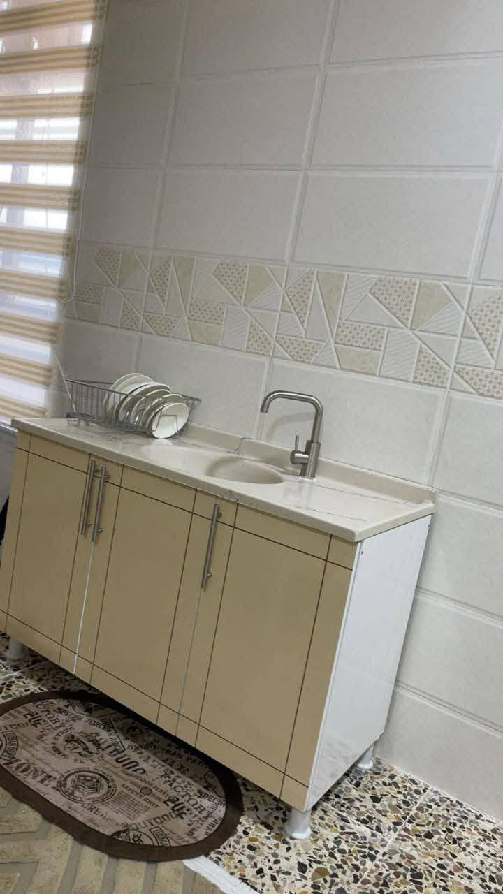 🌸كاونتر  خشب تركي MDF ارضي وملحق مترين وسنك متر و20🌸
(( السعر 250 الف))❤️
للاستفسار والحجز راسلونا على الخاص 📩
توجد خدمة توصيل لجميع المحافظات 🚚


**إذا كنت صاحب هذا الإعلان وتريد حذفه لأي سبب، رجاءا أرسل رسالة إلى الدعم الفني**