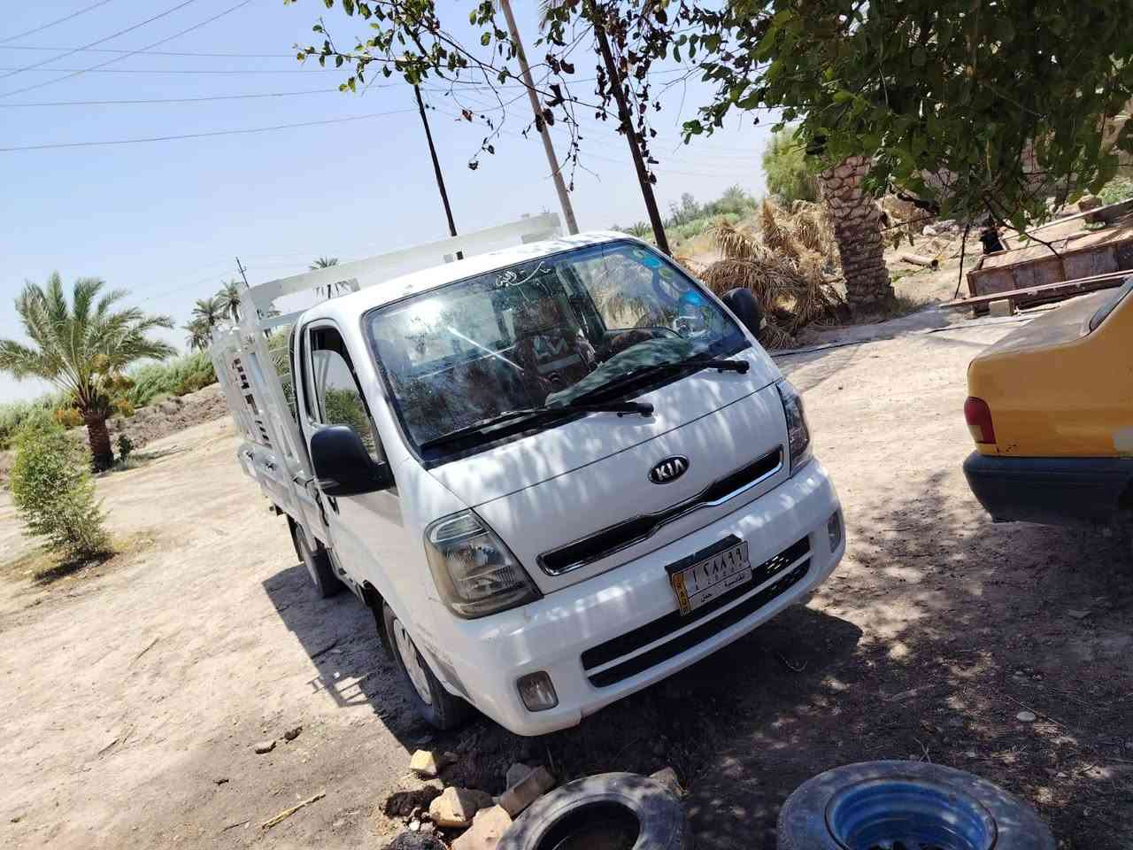 السلام عليكم كيا للبيع موديل 20 سياره كفاله عامه جير ماكينه خير من الله على وضع الشركه والشراي ينتصر***********
