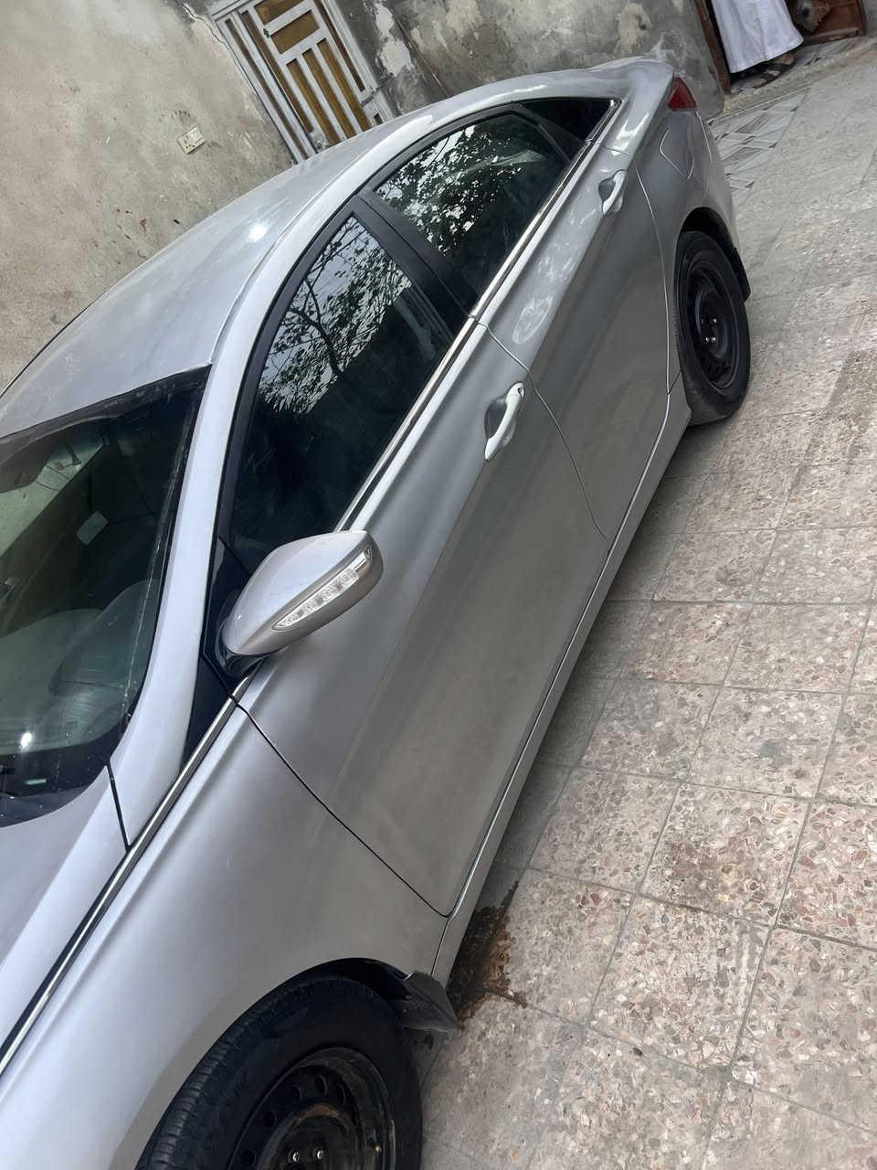 سلام عليكم سوناته 14 اصل غاز أدوات أدوات مكينه كير حداده تخم تاير سياره جاهزه فول عده فتحا جام شافط كشن كهربائي تبريد تدفئه حساس خلفي كشن جلد سياره جهازه من كلشي رقم أربيل متومه مكانها بصره سعر 47 بيها مجال حك جيه فقط هاتف ***********
