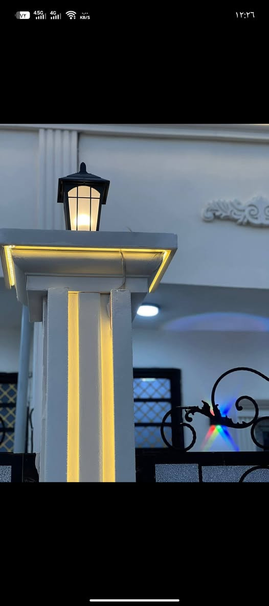 السلام عليكم بيت 100متر حي بدر قرب مدرسه علي شاهين بيت فول صفر مامسكون سعر 39وبي مجال ***********
