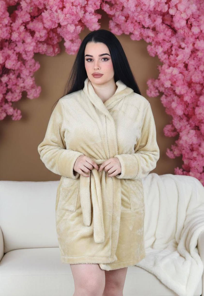 أناقة شتوية بيتية بذوق راقي 💗  وبتصميم أنثوي يجنن 😍

روب نسائي خامة فرو ناعم فوول يجنن باللبس والقماش درجة أولى عالفحص 💯😚

القياسات : فري سايز يلبس من وزن 50 كيلو الى 100 ✔️
السعر  ٢٠ الف 
🚘يوجد خدمة توصيل لجميع محافظات العراق ٤ الاف🚘


**إذا كنت صاحب هذا الإعلان وتريد حذفه لأي سبب، رجاءا أرسل رسالة إلى الدعم الفني**