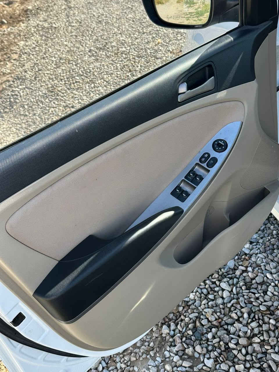 السلام عليكم هونداي اكسنت موديل 2018 خليجي رقم سليمانية الدولي وتحويل أو وكاله ثاني يوم سياره مال جناي وما متعوبه ماشيه 150الضرر صبغ جاملوغ خلفي فقط بدون دواخل سياره محرك وكير بلادي السعر 117وبيها مجال مكان ديالى الخالص قرب الجنسية الاستفسار اكثر الاتصال عل الرقم ***********او ***********
