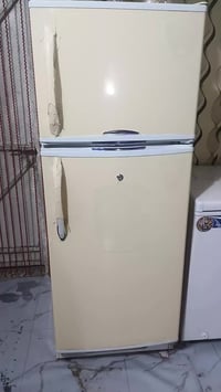 ثلاجة • أجهزة منزلية • مطبخ