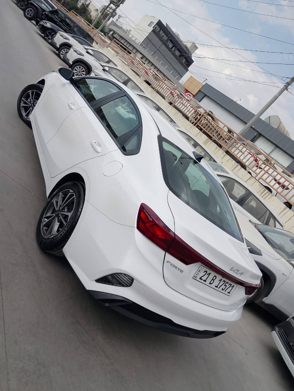 سلام عليكم
كيا فورتي 
موديل 2022
مواصفات نص فول 
ماشيه 21 ألف ميل 
حادثه فقط بونيد بدون ايرباك 
حجم مكينه 2000 دوش
رقم سياره سليمانيه 
مكان سياره سليمانيه 
سعر 168
رقم ***********
