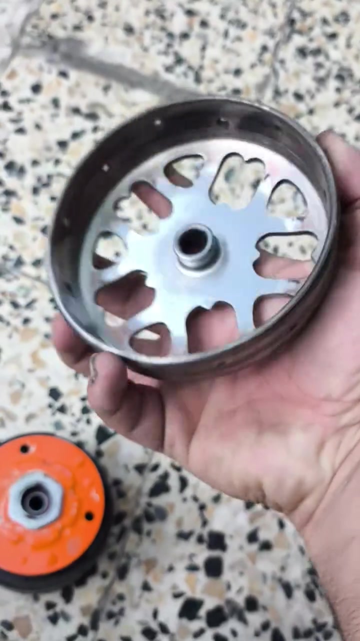 السلام عليكم
اخوان كلج خلفي رياضي سكنس شمعه صيني السبرنك 1200 بلادي واتساب ***********
