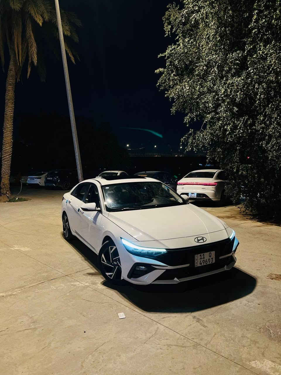 النترا 24 خليجي وارد تجميع الصين
مكينه 1500دبل نوزل 
السياره فول مواصفات 
كشنات جلد 
مري شفط 
اشاير بالمري 
فتحه سقف
اربع انضمه قياده(نورمال-ايكو-سبورت-سمارت)
هاند بريك بصمه 
اوتو هولد 
تبريد قطعتين 
6ايرباك
السيارة بدون حادث بيها رجعات بالجاملغ عكس السايق وراجع بي دي ار ورصعه بخشم الجاملغ مال السايق فقط
السياره ماشيه ٢٤ الف وقابل للزياده 
سياره جديده مكانه بغداد ورقمه بغداد الجديد السعر ١٤٥ وبيه مجال بسيط الرقم ***********
