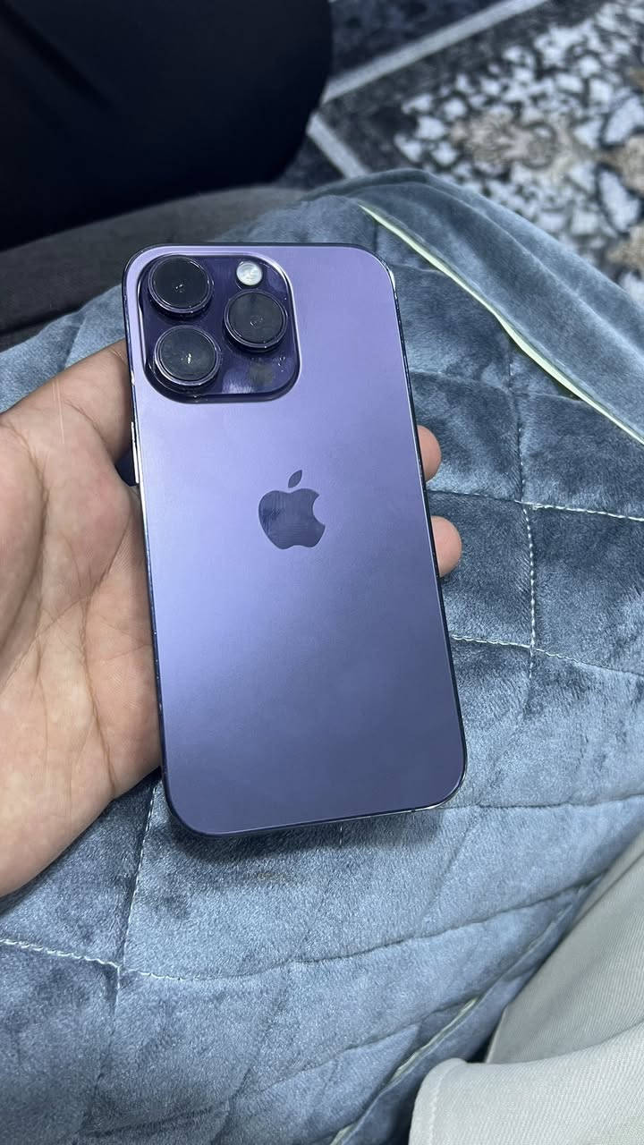 السلام عليكم
ايفون ١٤ برو 
الجهاز مكفول من كلشي
مبدل فقط بورد من شركه ابل وعليها علامه توثيق
بطاريه ٨٦
ذاكره ٥١٢
كامل ملحقات
السعر ٥٠٠ وبي مجال
الجهاز كله بلادي وع فحص
***********
