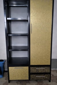 كنتور المنيوم • شبه جديد • باب مكسور