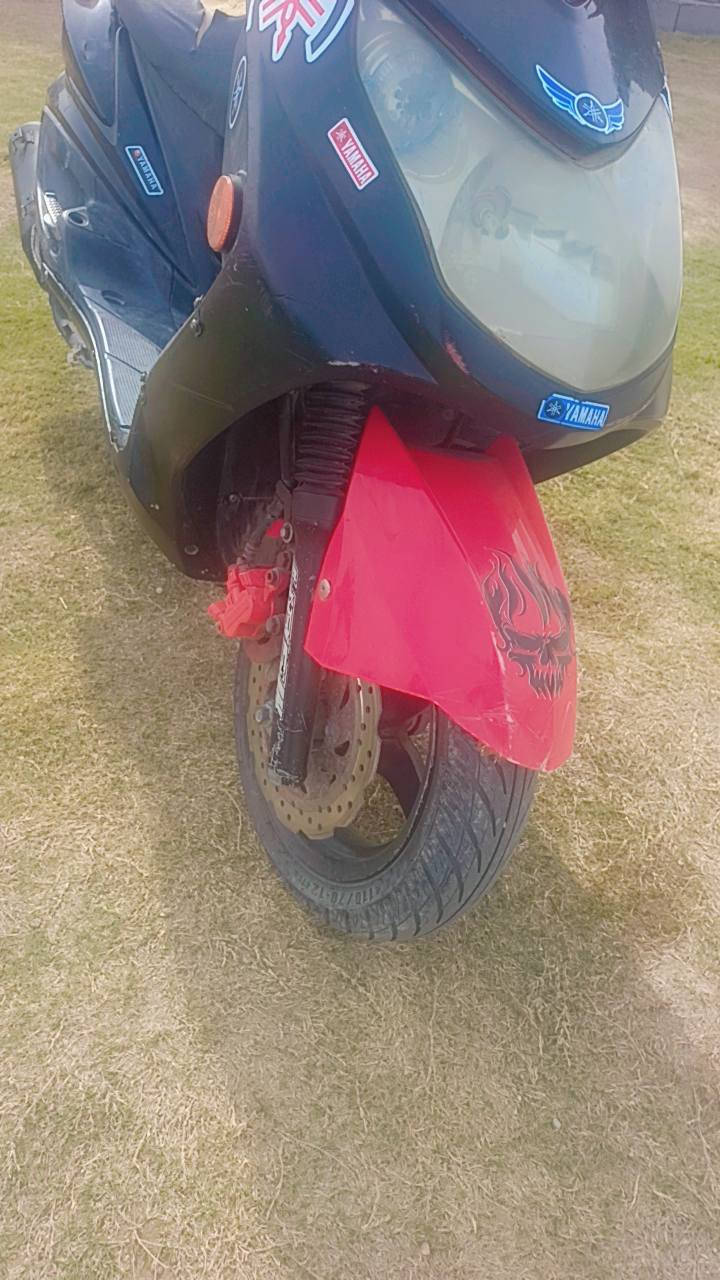 سلام عليكم سكنس فحل جدآ نضيفه وشوف العين السعر ٥٠٠وبيهة مجال للسفسار ***********وات ساب
