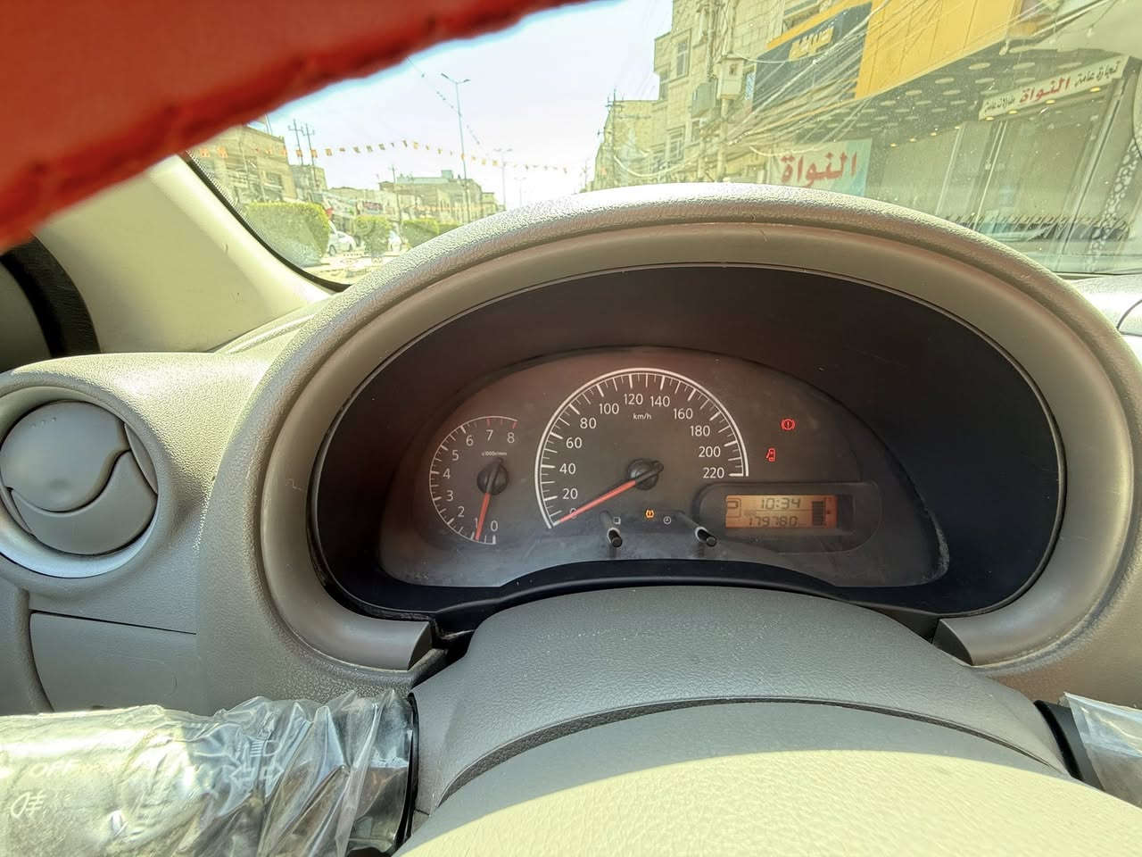 للبيع نيسان صني محرك 1500 ممشى السيارة 180KM
سعر 105$ وبيهة مجال 
العنوان الدورة 
للتواصل ***********
