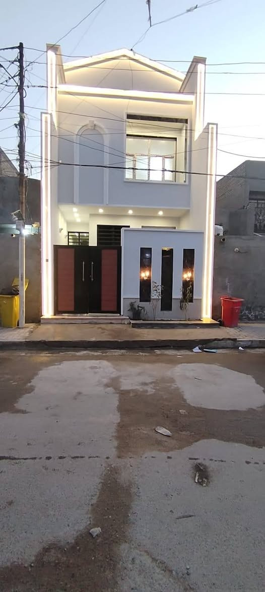 سلام عليكم الدار البيع مساحه 125 سند ٢٥ موقع سفير قرب سكله قاسم الكناني البنا الحديث ***********
