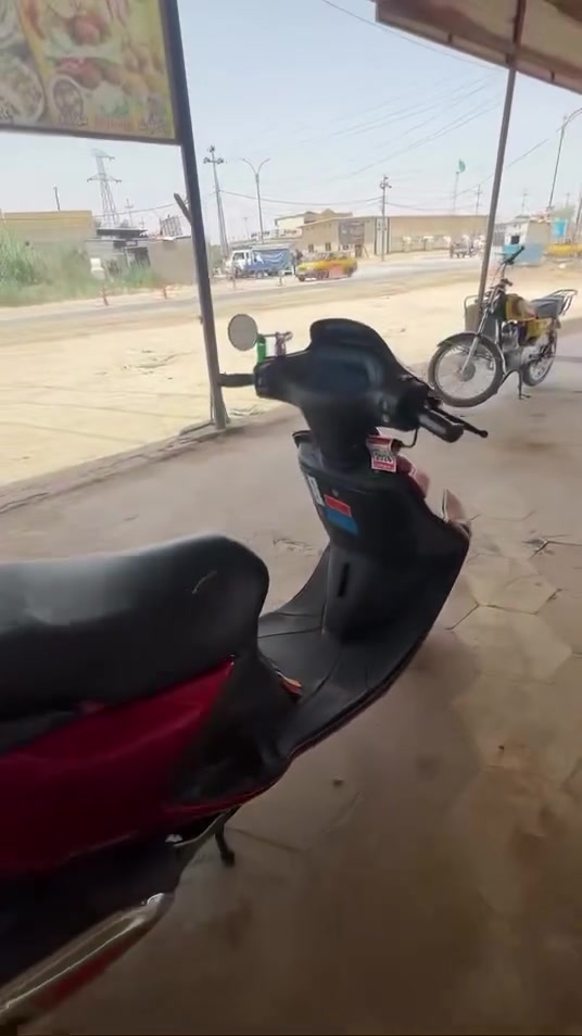الطماطيه للبيع😄🩸
كفاله عامه حاويه دراجه خير من الله مكينه خرسه 
لا تبخير لا نضوح لا خربطه مذب عليها ربع سلف هندر كلشي شغال السعر ٦٧٥ وبيه مجال للشراي فقط 🎈
للاستفسار ***********
مكاني ( ديوانيه قظاء السدير  )
