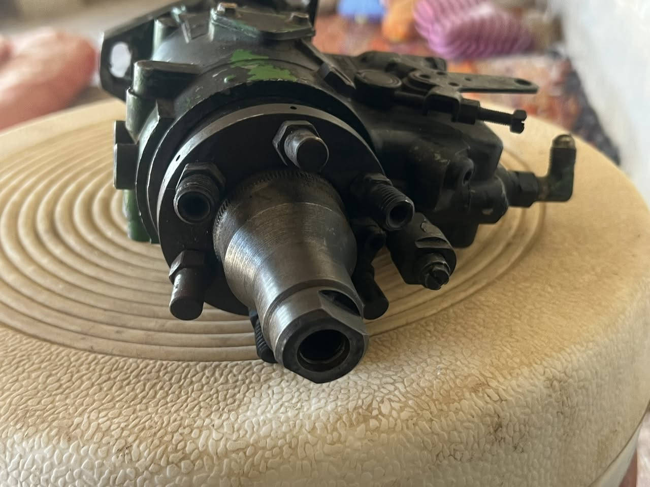 للبيع بم محرك جوندير 3 بستم مال حاويه شرط الشغل ت ***********
