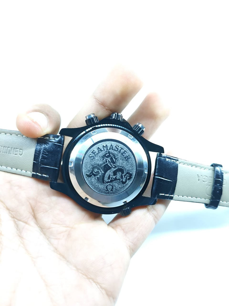 خلي سعرك وبالعافية
ساعة ماركة أوميكا ضهر حفر سير جلد ساعة مختمة بالكامل سناتر شغالة تاريخ شغال رنك دوار


**إذا كنت صاحب هذا الإعلان وتريد حذفه لأي سبب، رجاءا أرسل رسالة إلى الدعم الفني**