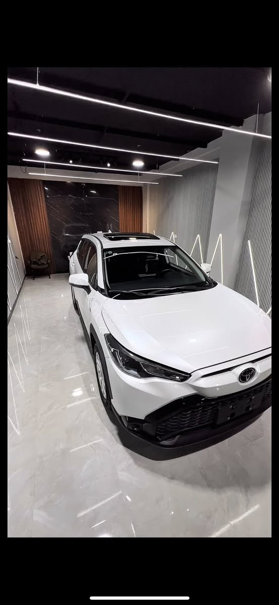 سلام عليكم 
فورتلاندر ٢٠٢٥  للبيع بحالة الزيرو ماشيه ٧ الاف رقم بغداد 

السيارة كفالة عامة بعده جديدة لوك عليه نانو سيراميك حماية 
مواصفات معروفه 
تحديد مسار 
رادار 
قيادة ذاتية 
كروس سرعه 
قطعتين تبريد 
منافذ شحن بل خلف 
لدات زنون شادله ب ١٠٠$ 
تحكم صوتي 
وباقي المواصفات المعروفة 

العنوان بغداد 
السعر ٢٦  مليون و ٨٠٠ وبيها مجال جداً بسيط حق الجية 

للاستفسار ***********
