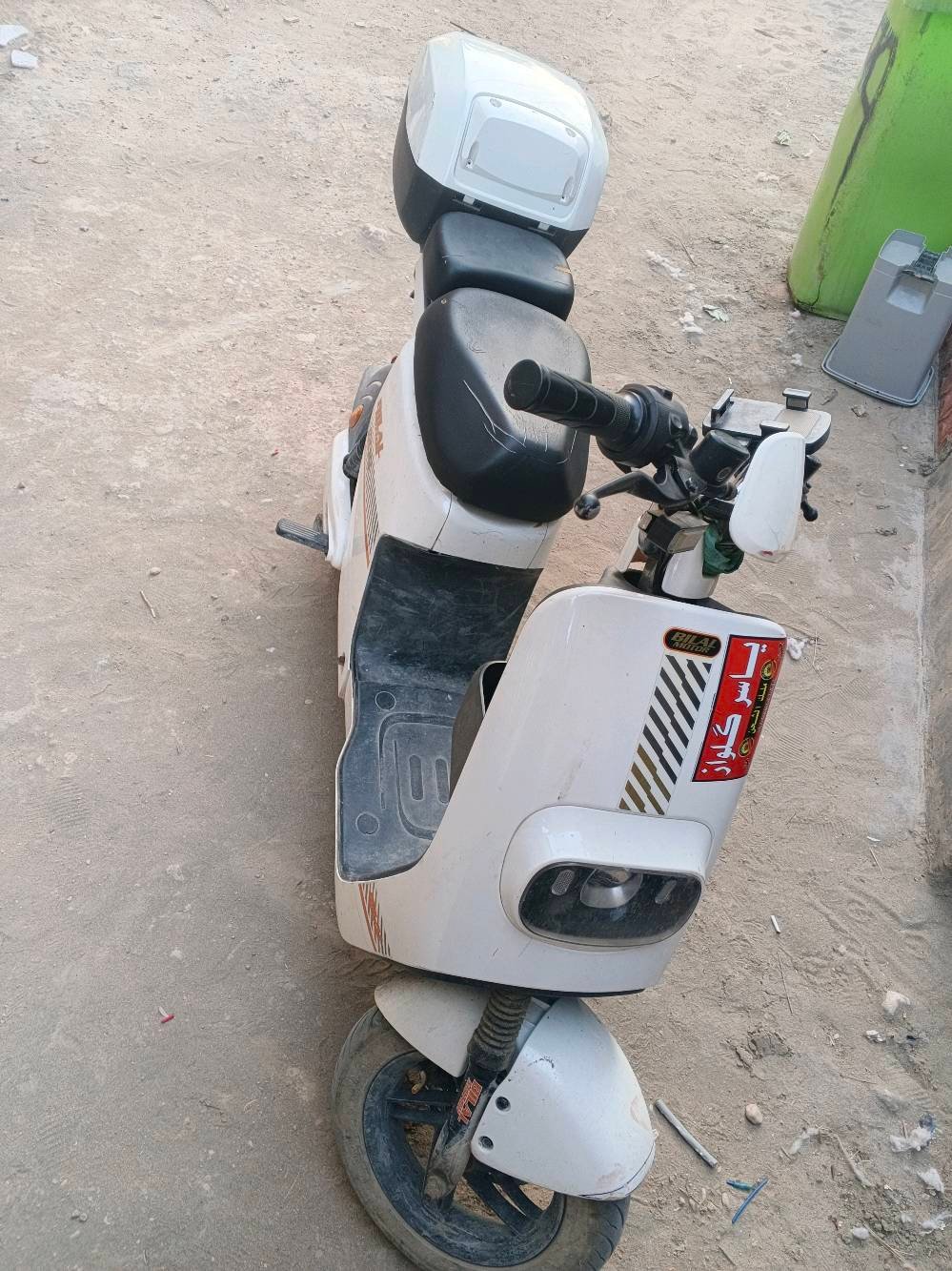 دراجة شحن مميزة للبيع عندي ظرف خاص 🚲⚡
​ملاحظة: الدراجة نظيفة جداً وبطاريات جديدة، والله شاهد مو هذا سعرها الحقيقي بس عارضها بهيج سعر ومستعجل بالبيع لأن عندي ظرف خاص ومحتاج.
​السعر: 430 ألف دينار عراقي (قفل نهايتها).
​العنوان: كربلاء المقدسة.
​للتواصل والاستفسار: *********** 📞