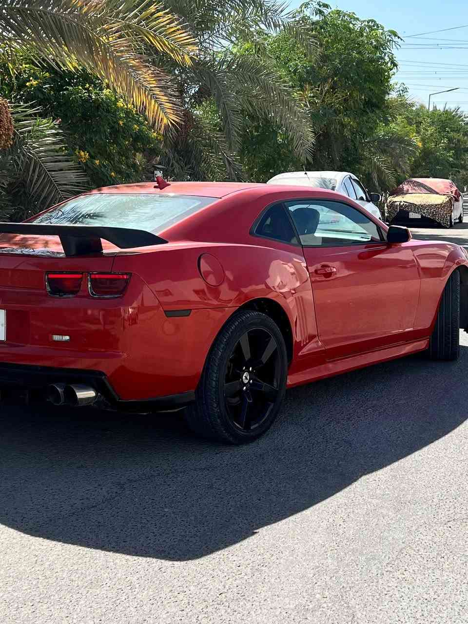 السلام عليكم 
كمارو RS (3600cc) موديل 2012 رقم دولي بغداد سنوية جديدة باسمي مكان السيارة النجف الاشرف
السيارة فول مواصفات كيجات كبال الكير فتحة قمارة كشنات كهرباء
تبريد ثلج ماشية 140 كيلو مكينة كير نظيفة 
اداماتهة بالوقت شادلهة اويل كاج كان وبوابة اكزوز رمونت
السعر 78
رقم بيه واتس ***********
