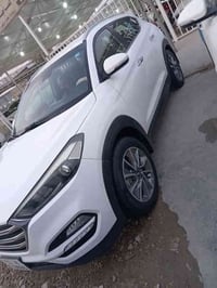 توسان ٢٠١٨ بأسمي رقم بغداد دولي خليجي ماشيه ١٠٠ ألف سعره ١٨٧ رقمي 0771...