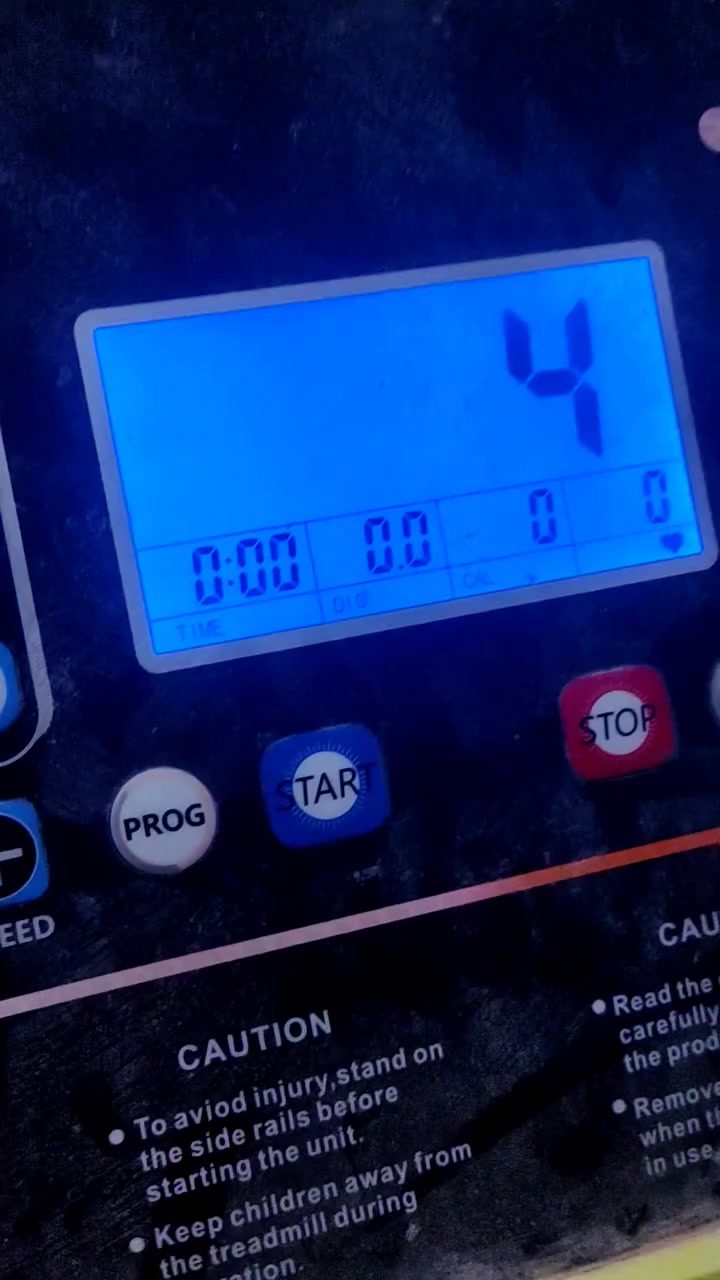 السلام عليكم للبيع المكان نجف ***********
