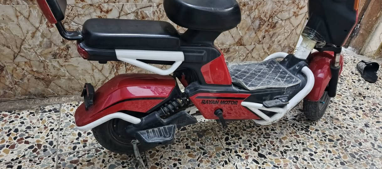 السلام عليكم دراجه ريان شحن شغاله كلشي مابيه سعرهه 225وبيها مجال قليل بغداد الشعله ***********واتساب متواجد
