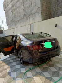 لكزس صالون • ٢٠٠٧ • البصرة