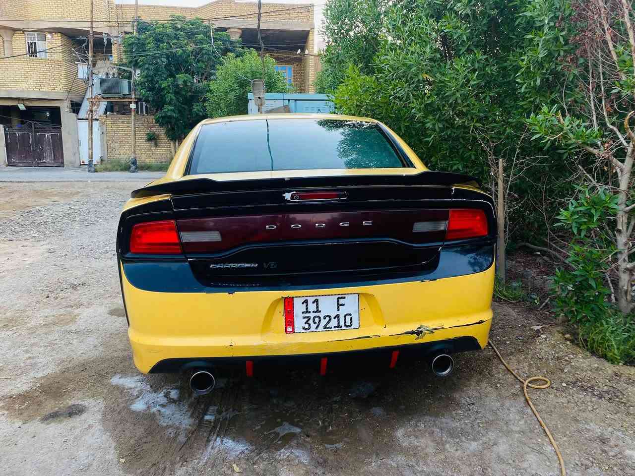 جارجر2012 اصل  وارد كندي مكينه 3600 رقم بغداد الدولي باسمي تحويل ثاني يوم احولك مصفره هيئه وغرامات وخط وبحث جدد خطها كوت بغداد السياره جاهزه ربع متصرف عليها صدر امامي خلفي تخم تاير باتري منضومه تبريد جديده ثلج زنون امامي ويل خليجي شاشه جبيره كير طياره 8 نمر  كيچات خليجي 260 كشن السايق كهرباء وشغال السياره جاهزه ومال واحد يريد يعيش ويشتغل تجي وتشوف بعينك وبخدمتك السعر 125 وبيها مجال  مكان السياره واسط مركز المدينه الاستفسار الاتصال على الرقم ‭***********‬
