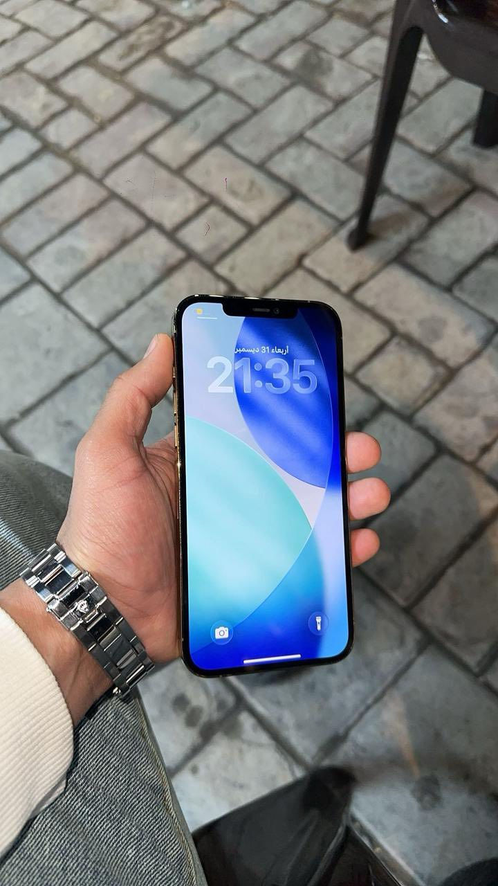 12 برو ماكس
بطاريه 100 مبدله اصليه جهاز نضافه 100 مكفول انطي بي ضمان سعر 425 حي اور.***********
