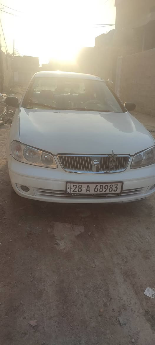 سلام عليكم نيسان سني الفين 1  المكينه بيه خيط بخار قليل كلش *********** سعر 58 وبيه مجال
