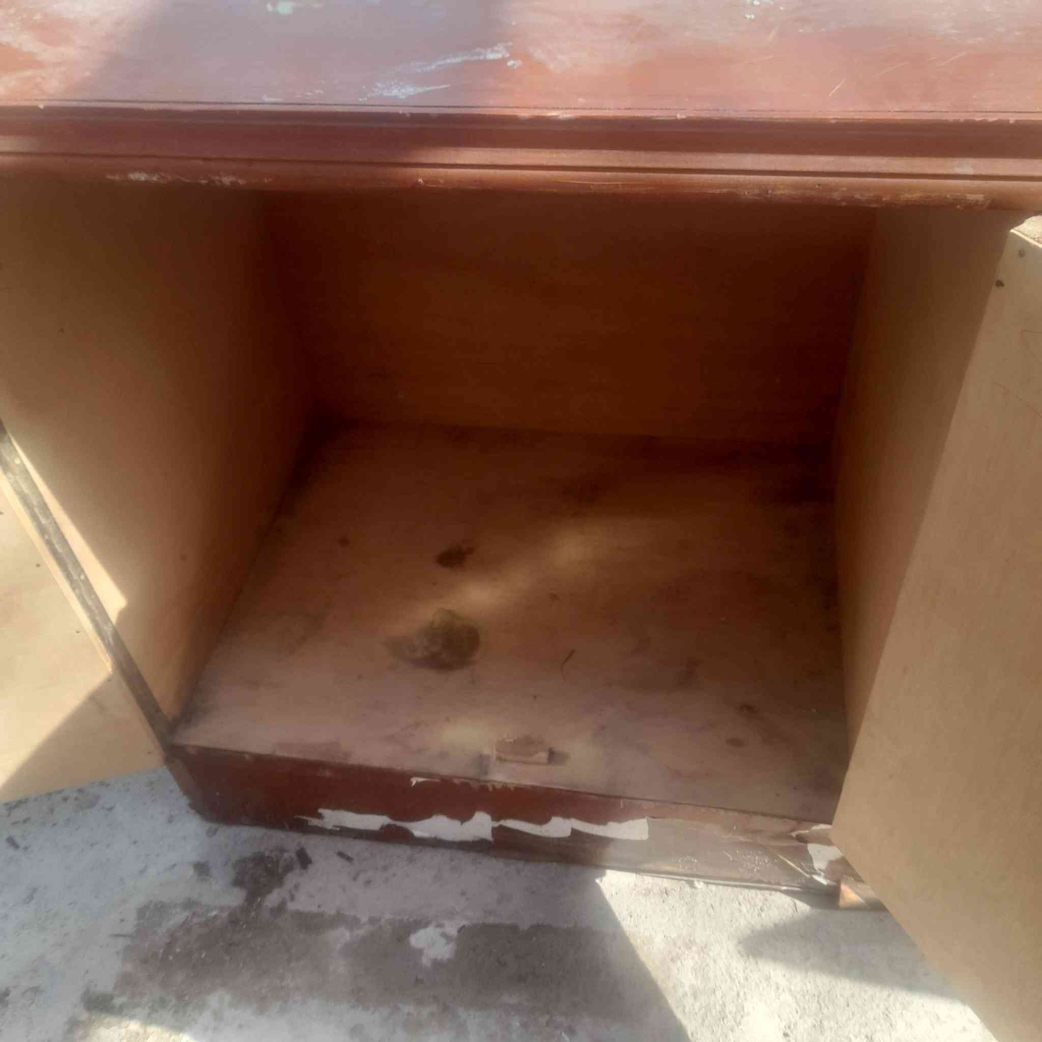 السلام عليكم هاي بوفي للبيع سعرها ٥٠ ألف


**إذا كنت صاحب هذا الإعلان وتريد حذفه لأي سبب، رجاءا أرسل رسالة إلى الدعم الفني**